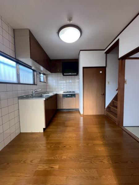 京都市山科区栗栖野打越町の中古一戸建て