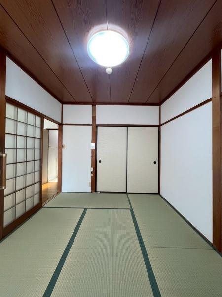 京都市山科区栗栖野打越町の中古一戸建て