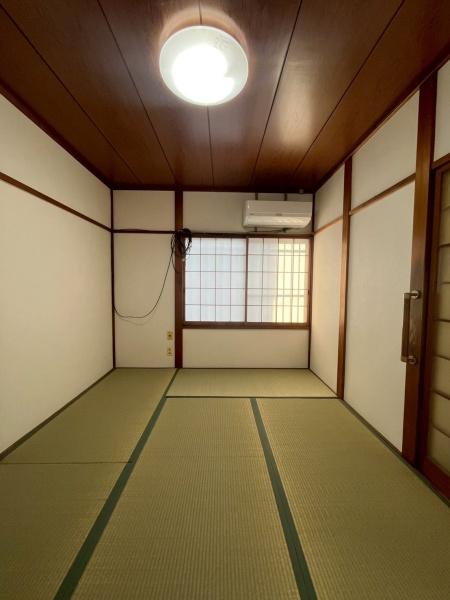 京都市山科区栗栖野打越町の中古一戸建て