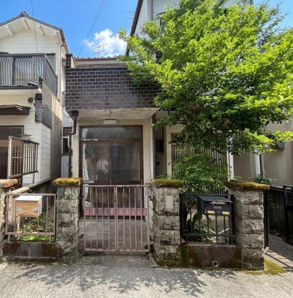 西賀茂南川上町　テラスハウス