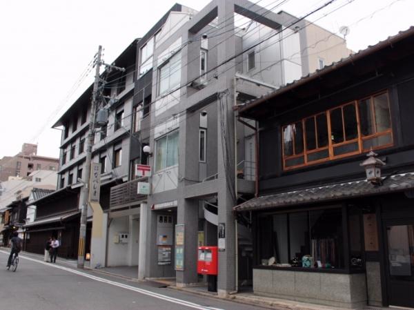 アパガーデンスクエア四条烏丸(京都新町蛸薬師郵便局)