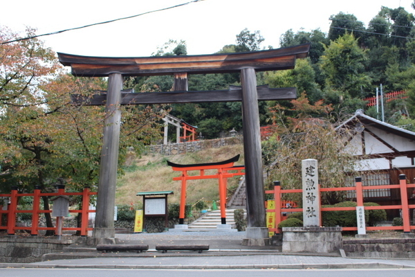 京都市上京区新美濃部町の土地(建勲神社)