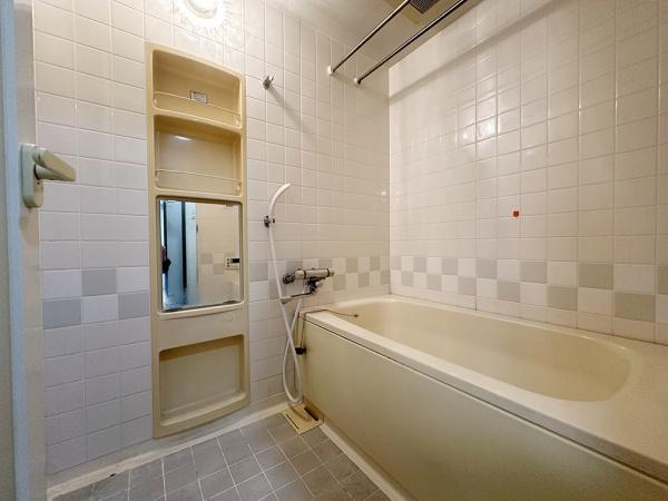 ファミール日進二番館