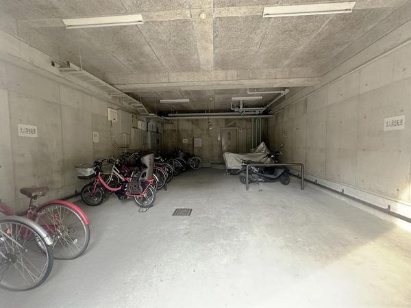 ファミール日進二番館