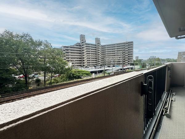 ファミール日進二番館