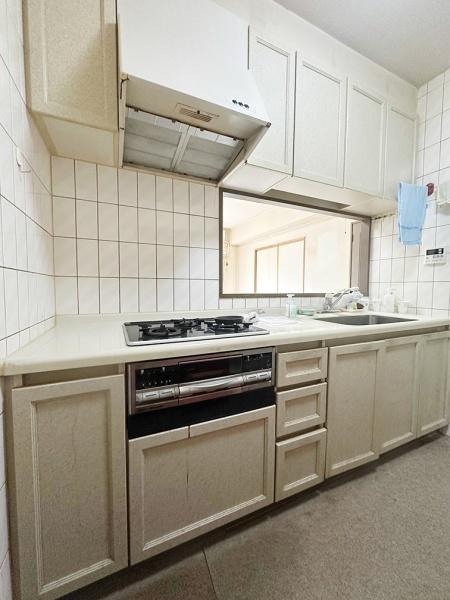 ファミール日進二番館