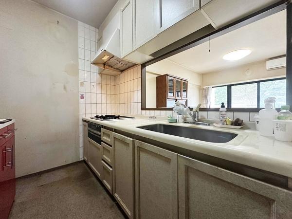 ファミール日進二番館