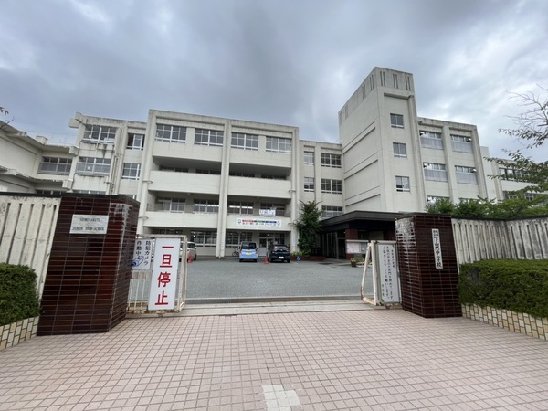 福岡市西区下山門2丁目4号棟(福岡市立下山門小学校)