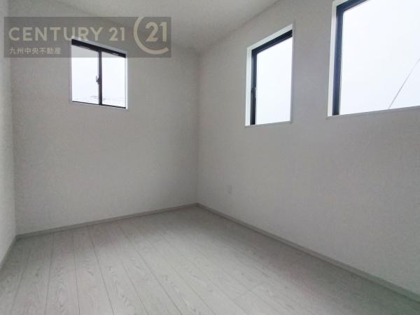 西区石丸3丁目4期 2号棟(洋室)