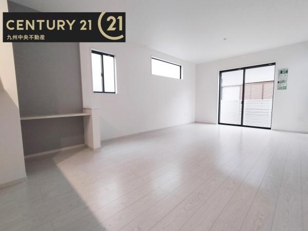 西区石丸3丁目4期　2号棟