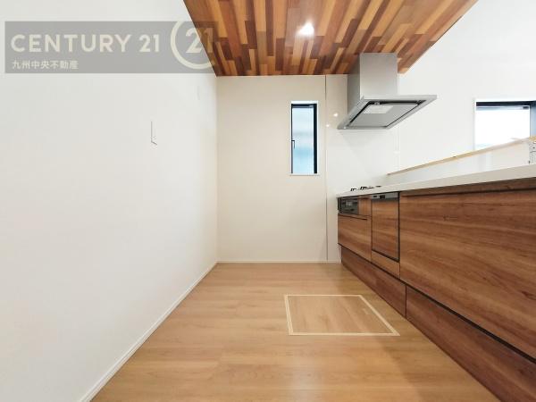 春日市小倉4丁目1期　1号棟