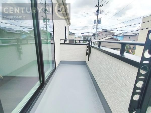 早良区原8丁目E号棟(バルコニー)