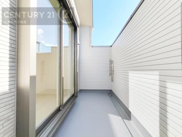 大宰府市青山3丁目2号棟(バルコニー)