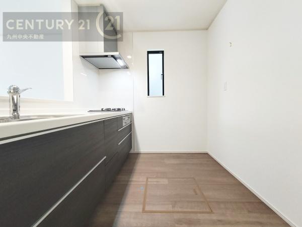 二日市北6丁目114番　B号棟