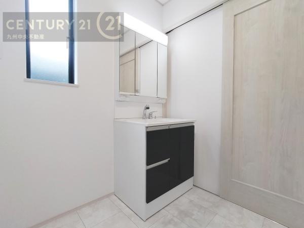 二日市北6丁目114番　B号棟