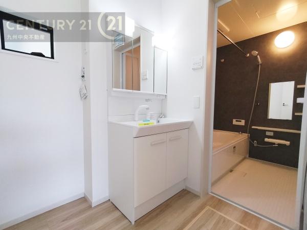 東区松香台1期5号棟