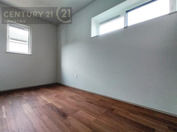 久留米市江戸屋敷2丁目　5号棟