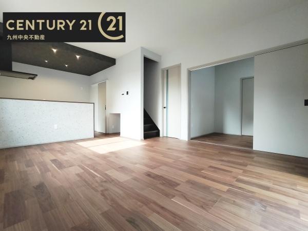 久留米市江戸屋敷2丁目　5号棟