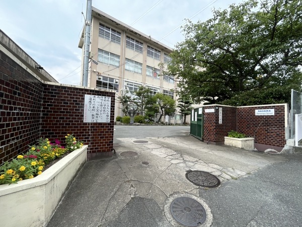 福岡市南区西長住第4　2号棟(福岡市立長丘小学校)