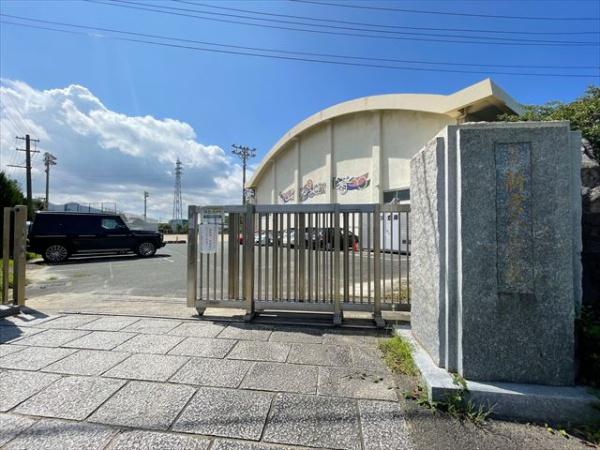 新宮町大字湊4期　2号棟(新宮町立新宮小学校)
