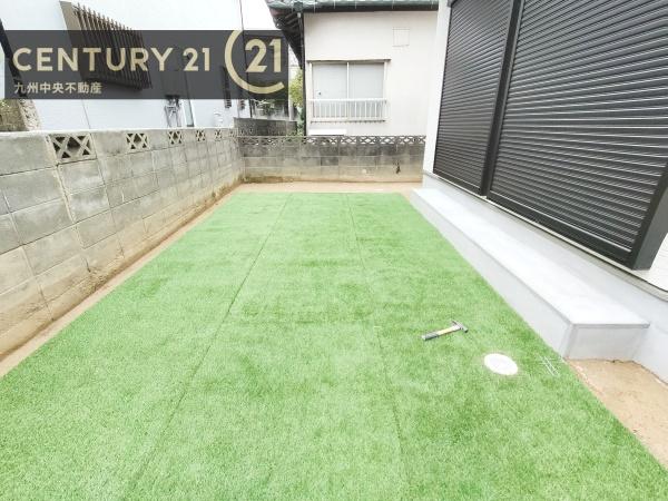 東区青葉7丁目899番　A号棟