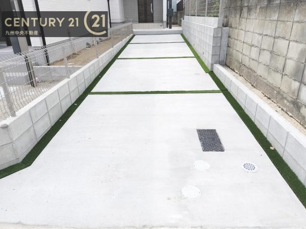 東区青葉7丁目899番　A号棟