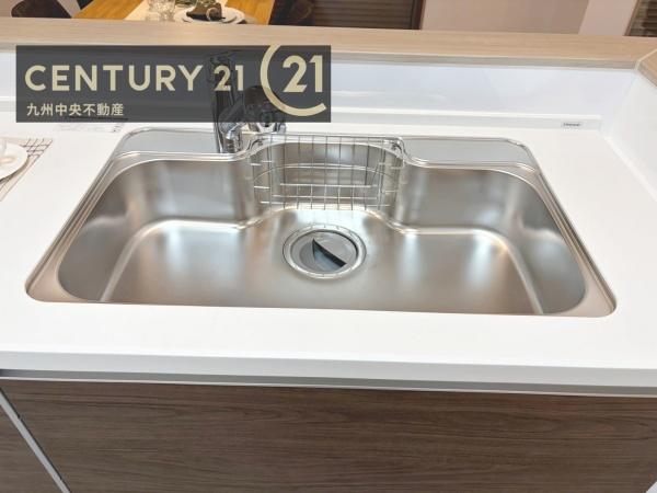 東区多々良2丁目356番　A号棟