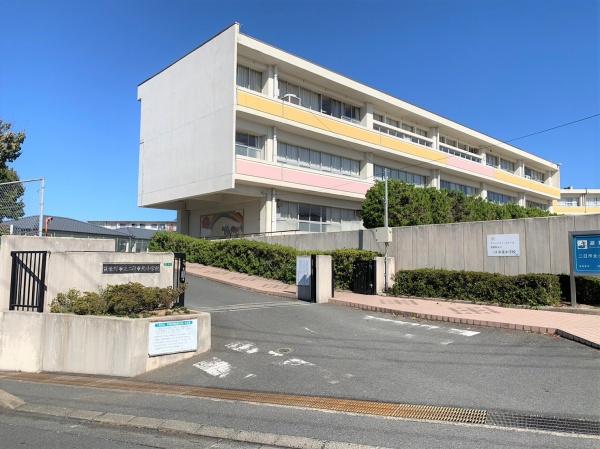 筑紫野市二日市北9期　1号棟(筑紫野市立二日市北小学校)