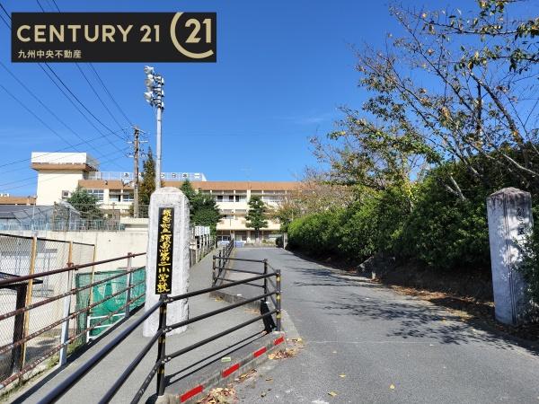須恵町大字須恵21期　1号棟(須恵町立須恵第二小学校)