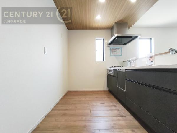 筑紫野市美しが丘北3丁目1期　2号棟