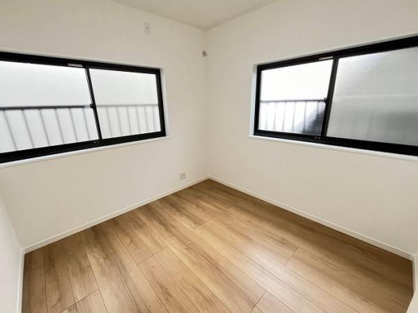 西宮市弓場町の中古一戸建て