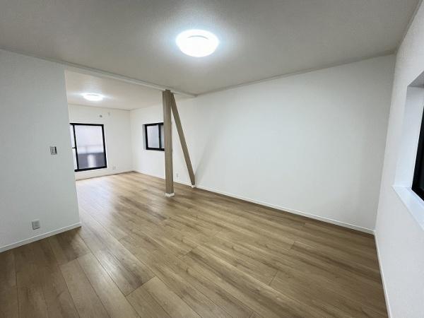 西宮市弓場町の中古一戸建