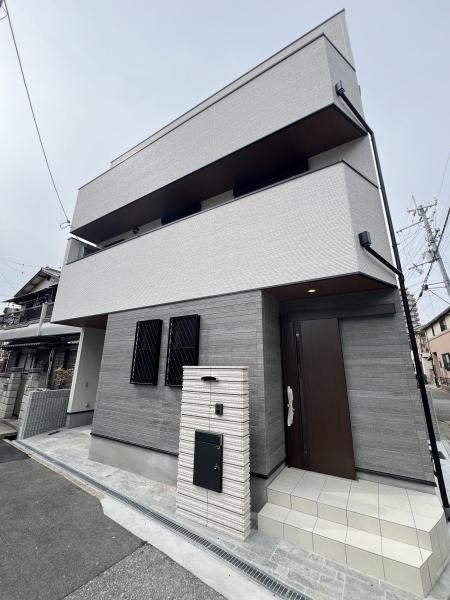 西宮市小松南町１丁目の新築一戸建
