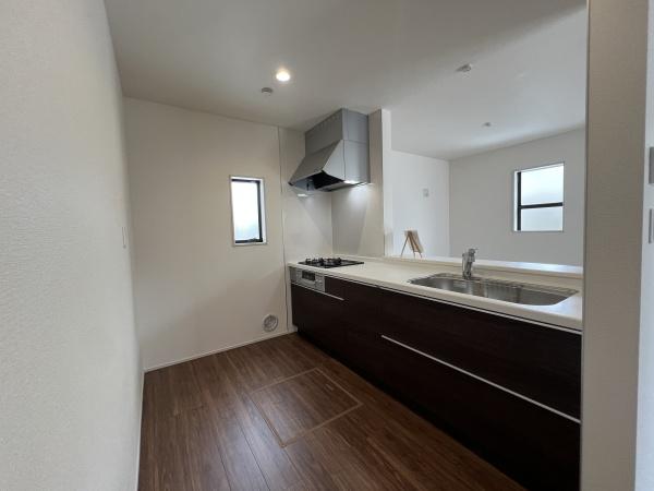 西宮市南甲子園２丁目の新築一戸建