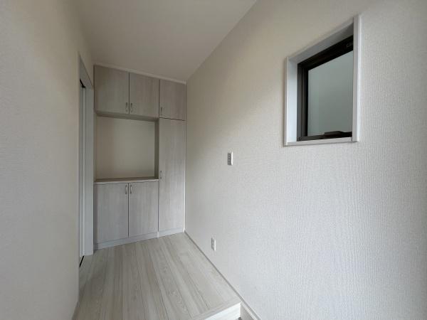 西宮市南甲子園２丁目の新築一戸建