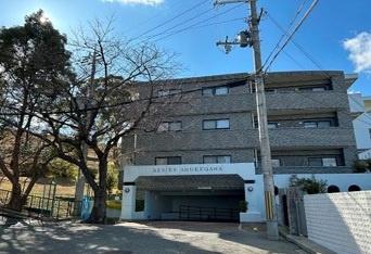アズシス夙川