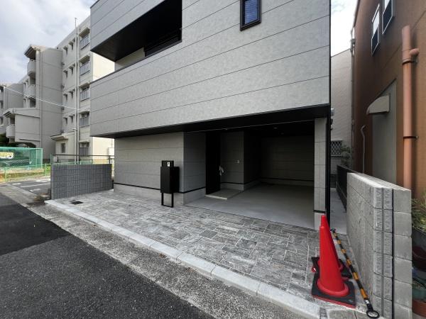 西宮市今津久寿川町の新築一戸建