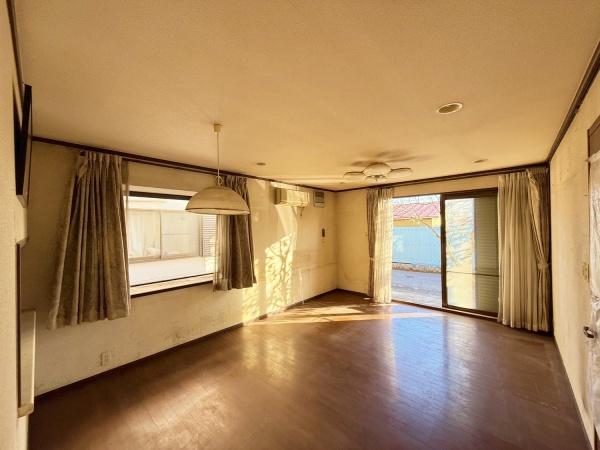 小山市三峯２丁目の中古一戸建