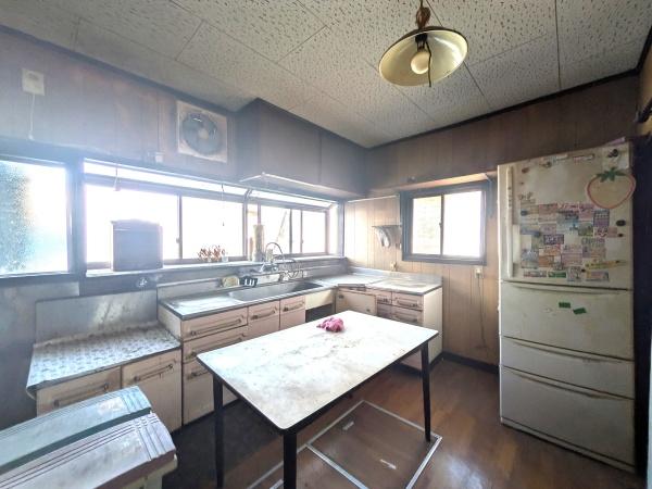 小山市若木町３丁目の中古一戸建て