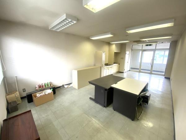 西川田本町売診療所テナント
