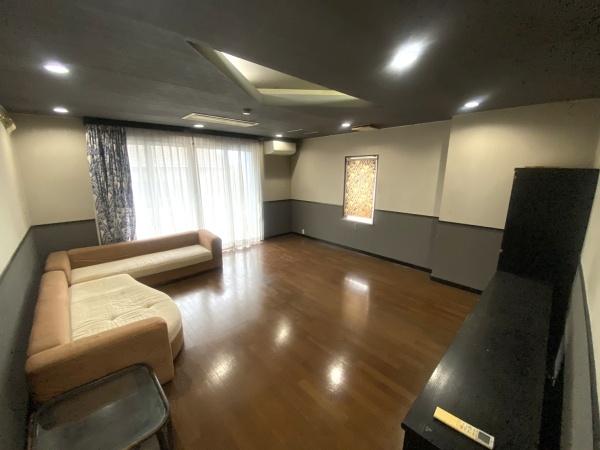 西川田本町売診療所テナント