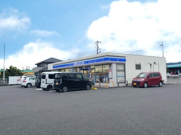 サンクレイドル足利ソプラディア(ローソン足利八幡町店)