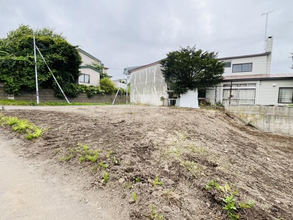 【緑ケ岡2丁目　敷地広々中古住宅】