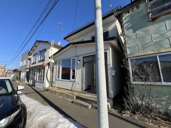 厚岸郡厚岸町松葉２丁目の中古一戸建て