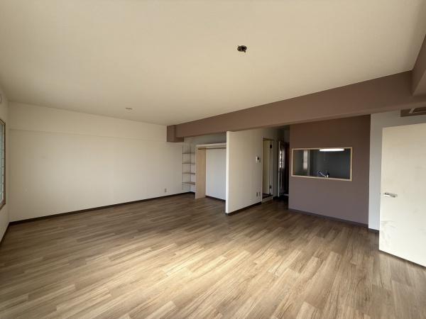 共栄大通8丁目　中古マンション