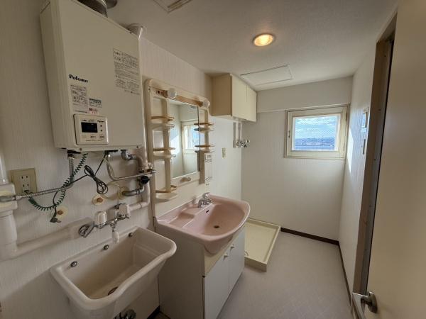 共栄大通8丁目　中古マンション