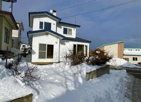 釧路市武佐2　フルリフォーム中古住宅