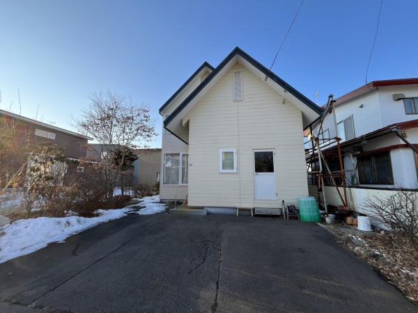 釧路市昭和北3　4LDK中古住宅