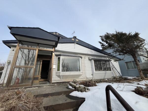 釧路市春採1　中古住宅