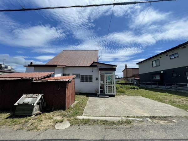 釧路市興津5丁目　入居中収益物件